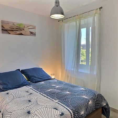 Apt type 3 en Duplex sur EVIAN les Bains vue lac Extérieur photo