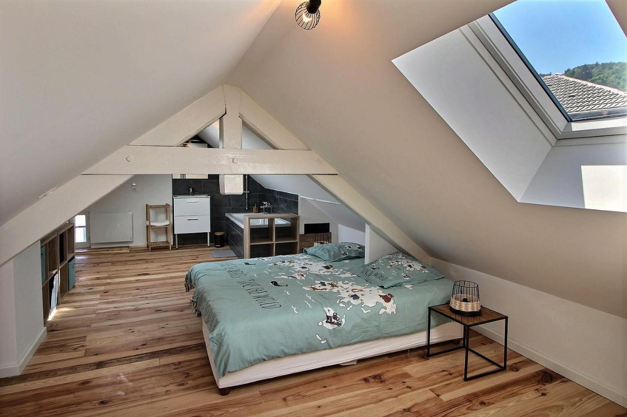 Apt type 3 en Duplex sur EVIAN les Bains vue lac Extérieur photo